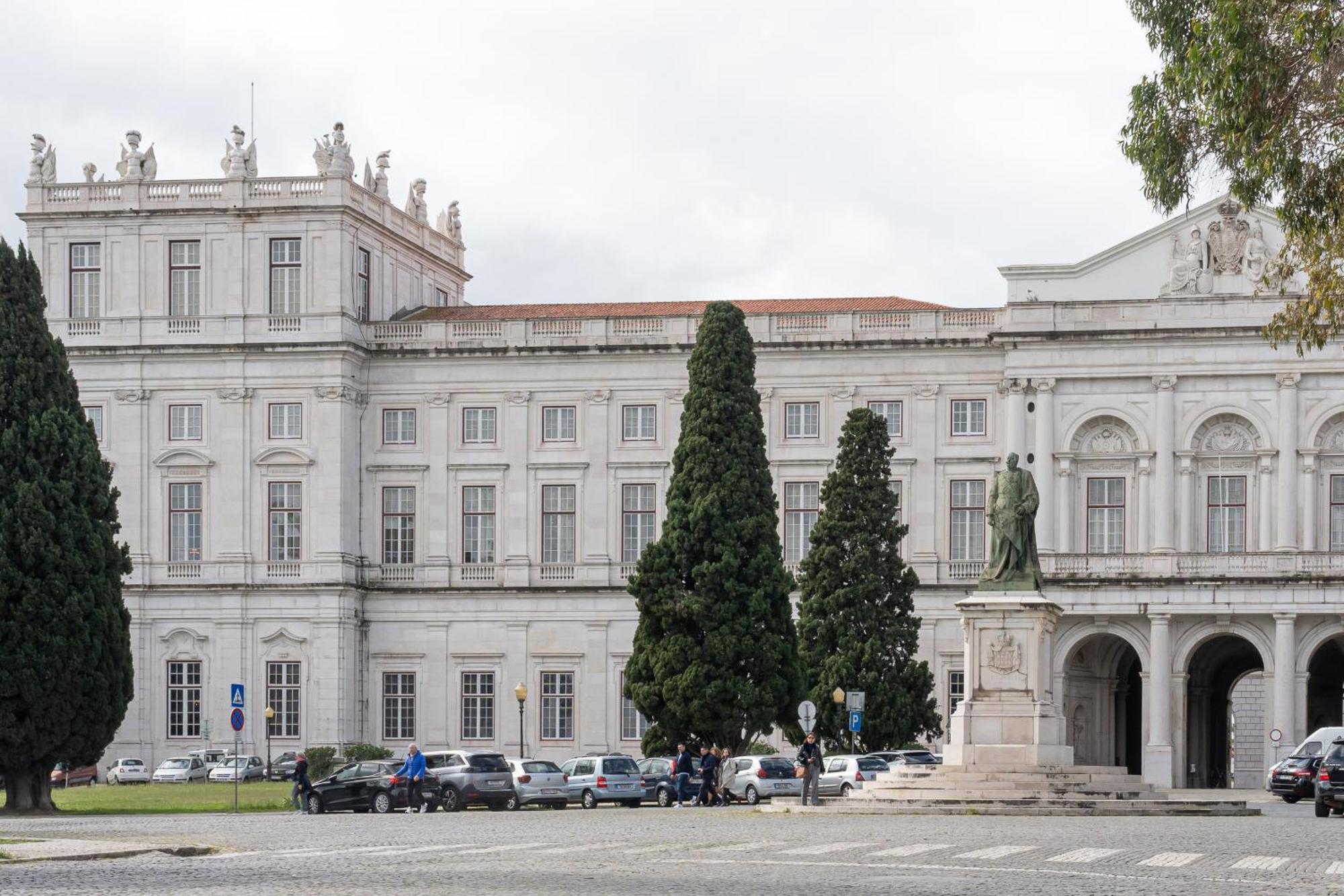 By The Palace - Ajuda Apartments Lisbon Exterior photo